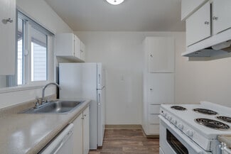 1801 NE 162nd Ave, Portland, OR 97230