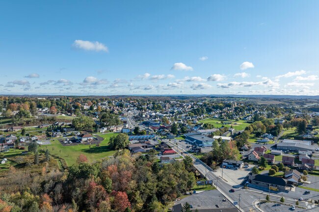 Cambria offers a cozy, charming suburban lifestyle.