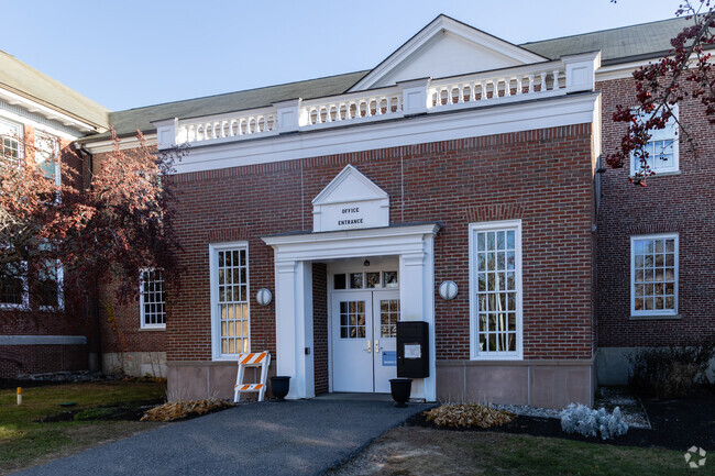 York Middle School serves students in grades 6-8.