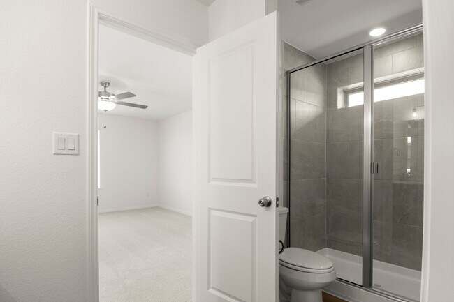 1652 Esplanade Pkwy, San Marcos, TX 78666 - photo 6