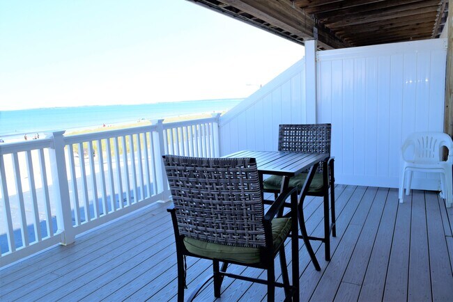 39 W Grand Ave unit 240, Old Orchard Beach, ME 04064 - photo 2