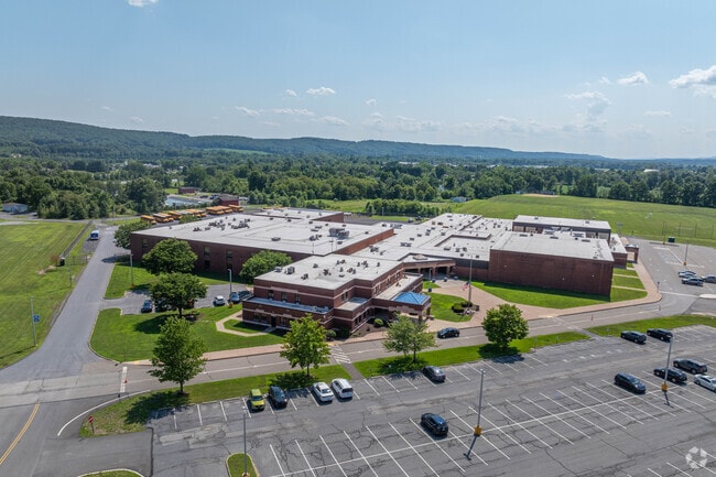 Students can attend Pleasant Valley Middle School in Brodheadsville.