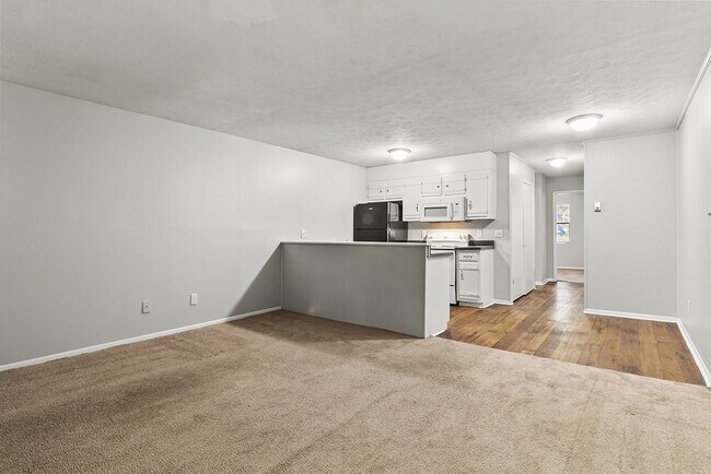 The Element at 3900, Macon, GA 31210 - photo 7