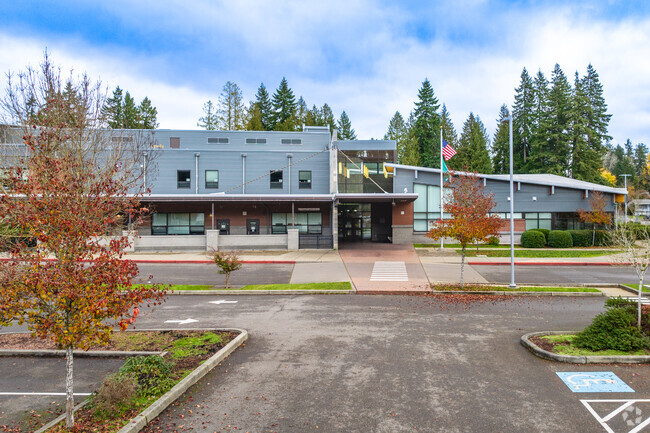 Monroe Elementary is in the Silver Lake neighborhood of Everett, WA.