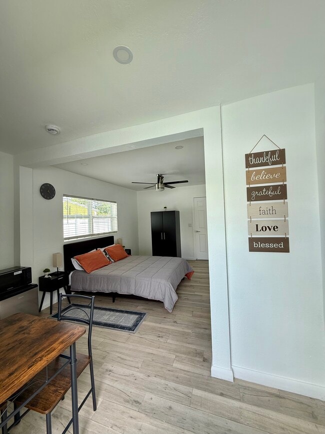 1213 NW 4th Ave, Fort Lauderdale, FL 33311 - photo 3