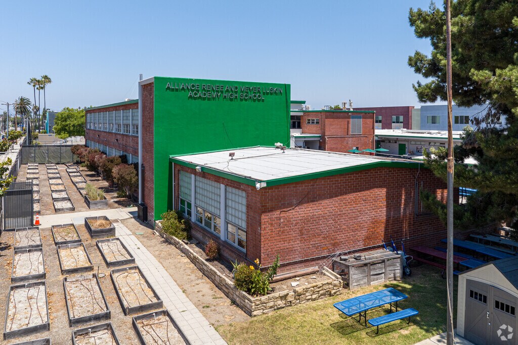 Alliance Renee & Meyer Luskin Academy High School, Rankings & Reviews