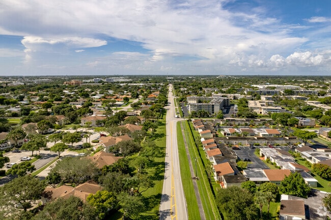 Overview of the neighborhood in Lake Clarke Shores, FL.