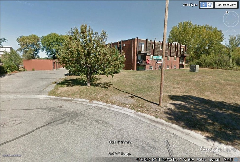 701 Lily Ln, Ada, MN 56510 - photo 1