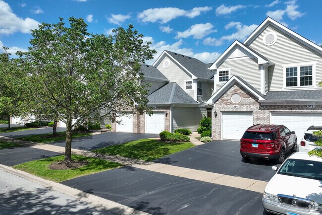 New townhomes with ample greenery are found throughout Brookdale.