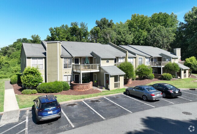 Sedgefield, Winston-Salem, NC 27104 - photo 3