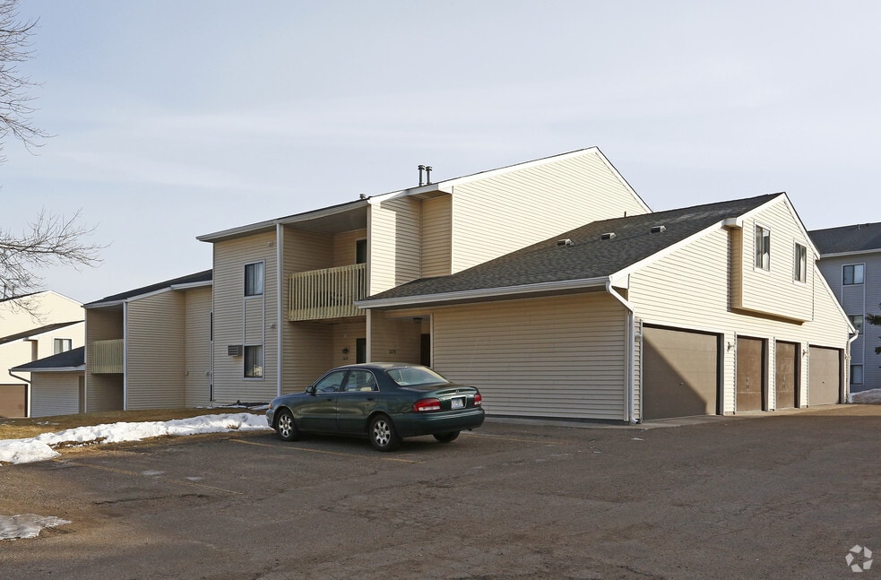 Sylvan Townhomes, Little Canada, MN 55117 - photo 1