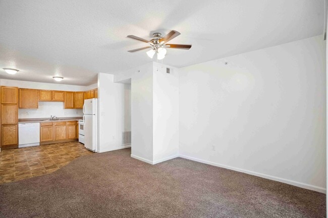 Park Place Apartments, Davenport, IA 52807 - photo 6