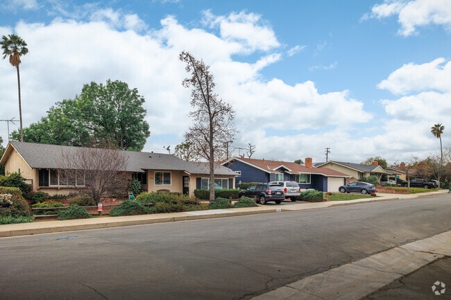 Traditional ranch houses dot the quiet neighborhood of Vista.