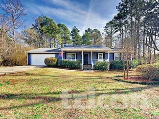 211 Robin Ln, Stockbridge, GA 30281