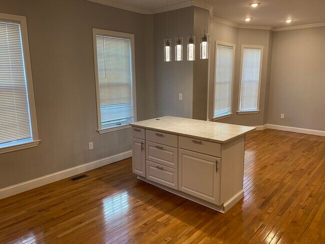 53 Marshall St unit 1, Somerville, MA 02145 - photo 5