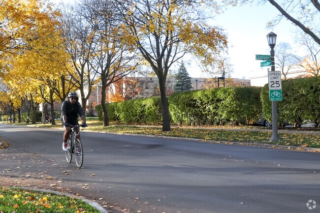 In Oak Park, Augusta St is part of the Grand Illinois Trail, a nearly 600-mile path.