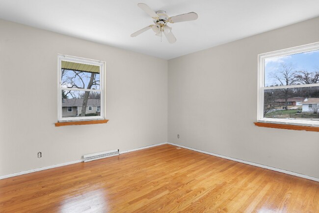 1347 Samoa Dr, Saint Louis, MO 63126 - photo 6