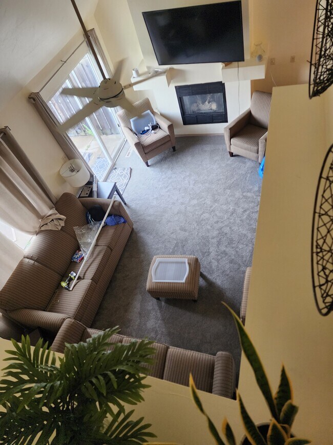 1810 Briarwood Ct unit 1810, de Pere, WI 54115 - photo 2