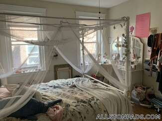 1197 Commonwealth Ave Unit 8, Boston, MA 02134