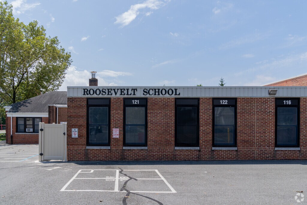 Roosevelt Elementary School has a large outdoor field and playground for children to enjoy.