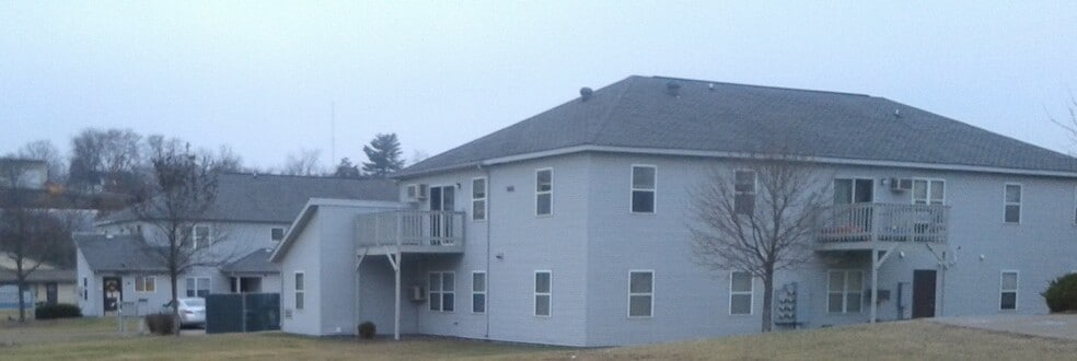 Songbird Apartments, Chippewa Falls, WI 54729 - photo 1