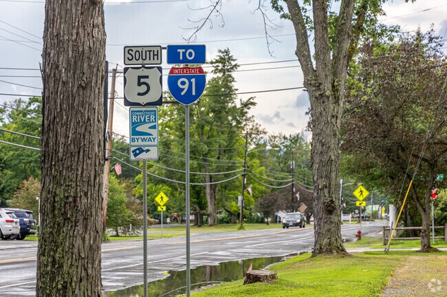 Fairlee residents have a quick access to Interstate 91.