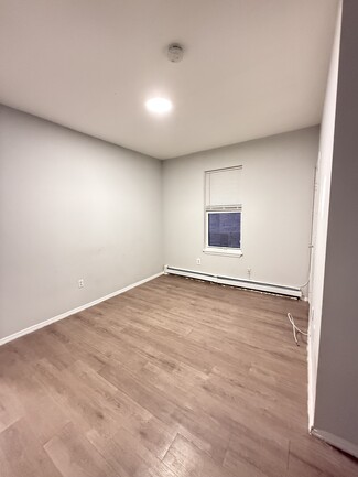 144 Brunswick St Unit 1B, Newark, NJ 07114