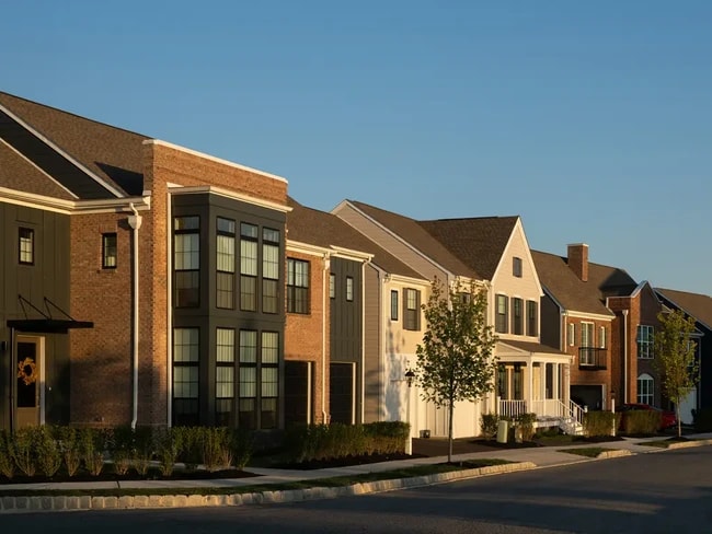 Crescent - Townhomes