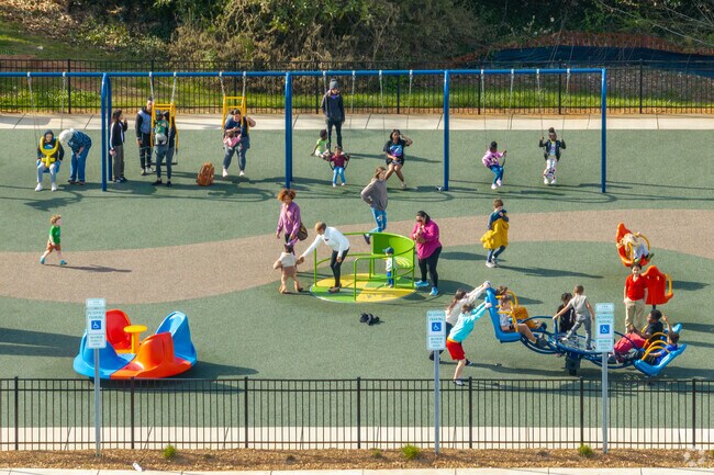 You can enjoy a variety of kid friendly food trucks at Miracle Park in Rock Hill.