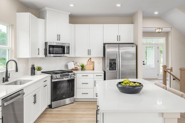 507 Early Station Trail unit 37741926, Carrollton, VA 23314 - photo 5