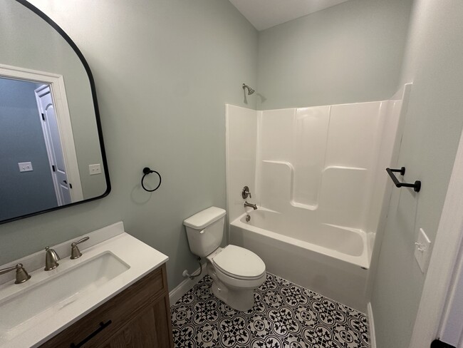 5 5th St unit 204, Pocomoke City, MD 21851 - photo 5