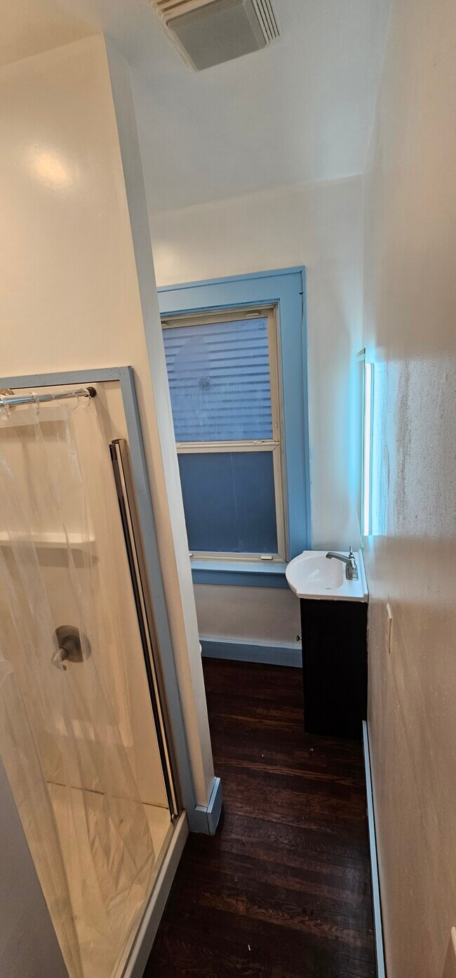 2417 Summit St unit B, Columbus, OH 43202 - photo 7