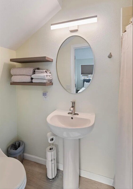 1316 Joyce Dr unit B, Fairbanks, AK 99701 - photo 4