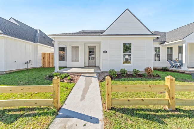 120 Grenadine Dr, Lafayette, LA 70506 - photo 2