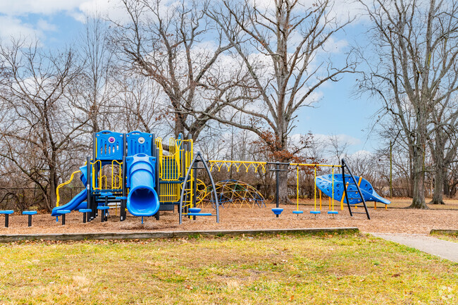 45% of Crestwood Elementary School students are proficient in math and 54% in reading.