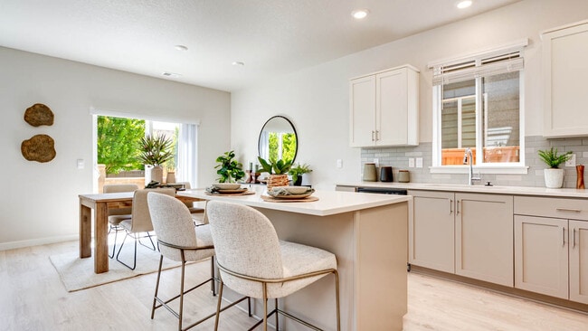 2160 36th Ave, Forest Grove, OR 97116 - photo 2