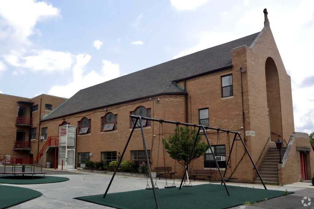 Holy Redeemer School