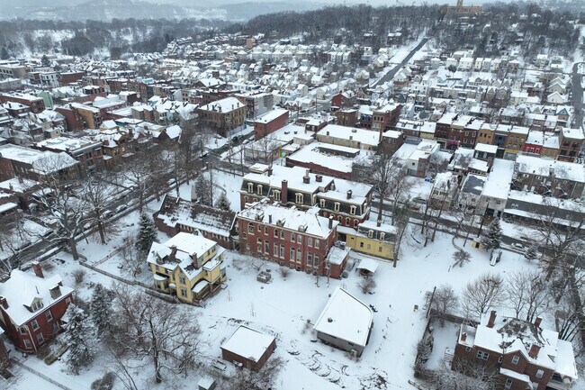Aerial of Waldorf School of Pittsburgh.