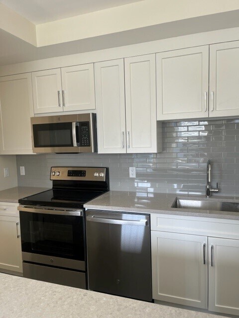 75 Garfield St Unit 1, Cambridge, MA 02138