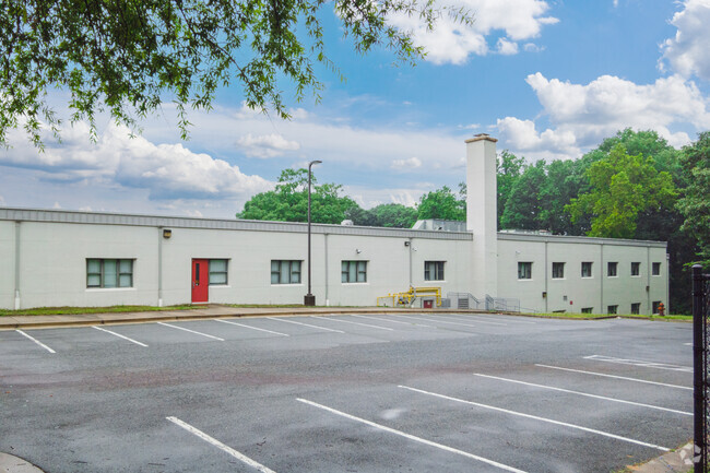 Parking at Oak View Elementary School in Silver Spring.