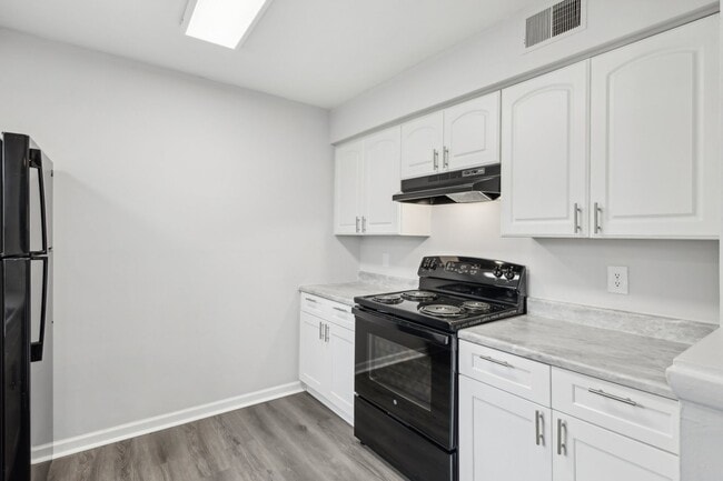 Roselea Manor Apartments, Sanford, FL 32773 - photo 5