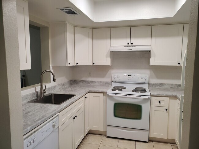 715 S Extension Rd, Mesa, AZ 85210 - photo 5