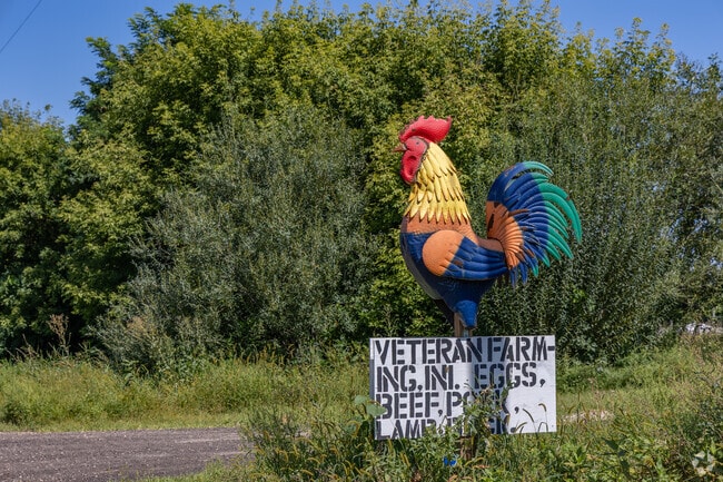 Surrounded by farmland, Montrose residents have convenient access to farm-raised fare.