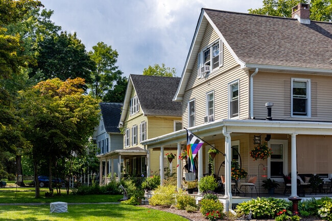 Saugerties South is a quiet close-knit community.