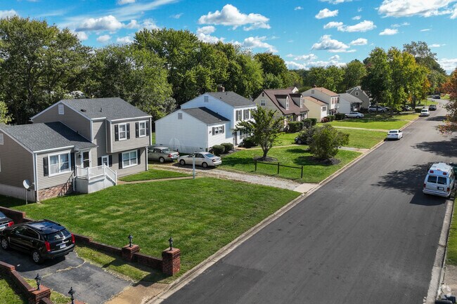 Discover charming multistory homes in Sandston, one of Virginia’s serene neighborhoods.