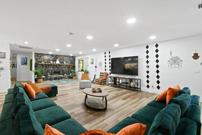 13014 46th Ct N unit ID1326862P, West Palm Beach, FL 33411 - photo 7