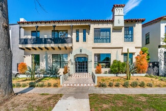 7223-7229 Willoughby Ave, Los Angeles, CA 90046