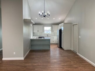 2930 E Shetland Dr Unit 2930, Vincennes, IN 47591