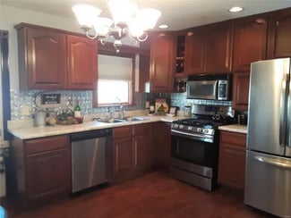 322 Chestnut St, Hawk Point, MO 63349