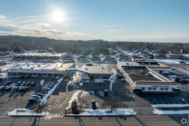 Regis Catholic Schools is located in Eau Claire, Wisconsin.